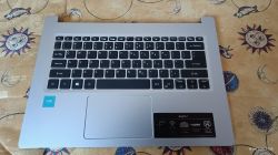 Klawiatura laptopa Acer Aspire A114-33 z zintegrowanym touchpadem.