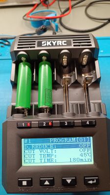 LiitoKala Lii-S2 - Ładowarka akumulatorów dla każdego. Krótki opis, dużo zdjęć.