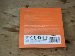 Tył opakowania włącznika światła WiFi model LXM172 z podanymi specyfikacjami i symbolami recyklingu.