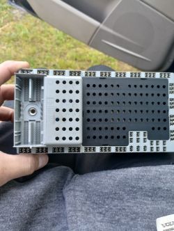 Volvo V70 2003 2,4 TD Brak elektryki w środku gdy jest strasznie gorąco.