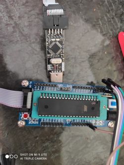Atmega16A - PU: Brak reakcji na komendę 'delay' przy miganie diody, DIP-40, USBasp