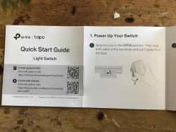Zasilany bateryjnie "Smart" włącznik światła? Tapo S220 2 Gang 1 Way TP-Link