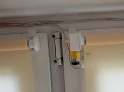 Sterownik rolet sterowany telefonem. Sterownik rolet sterowany telefonem.