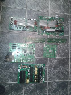 [Sprzedam] panel PDP50300X30010 z plazmy LG 50PX4R + moduły z niej