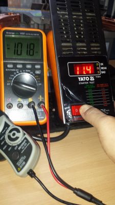 Battery - Charging with a 0-30V 0-10 A laboratory power supply