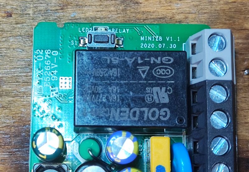 Inside the Sonoff ZBMini Interior of the Sonoff ZBMini relay with visible electronic components.