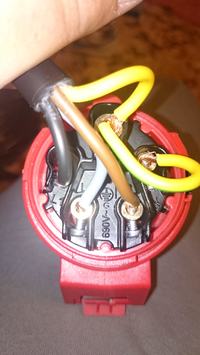 Krajzega saw - How to connect a 4-core cable to a 5 and 4-pin plug? Krajzega saw - How to connect a 4-core cable to a 5 and 4-pin plug?