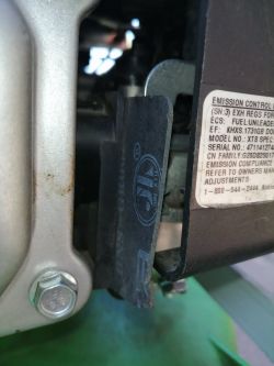 VIKING 6 MB650V - Kosiarka cały czas chodzi na bardzo wysokich obrotach VIKING 6 MB650V - Kosiarka cały czas chodzi na bardzo wysokich obrotach