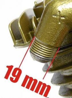 Zdjęcie złącza o średnicy 19 mm na metalowej rurze.