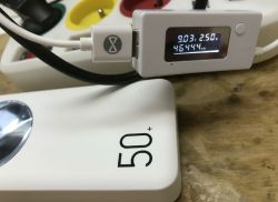 Will Nano Banana generate an electronic diagram or infographic? Comparison of the two models