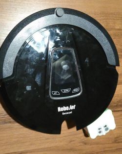 Robot-odkurzacz Robojet Sensual - bateria, kontrola napięcia/ładowania, otwarcie