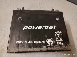 Powerbat 12V 20Ah w ATV - brak wody w akumulatorze, dolewka destylowanej?