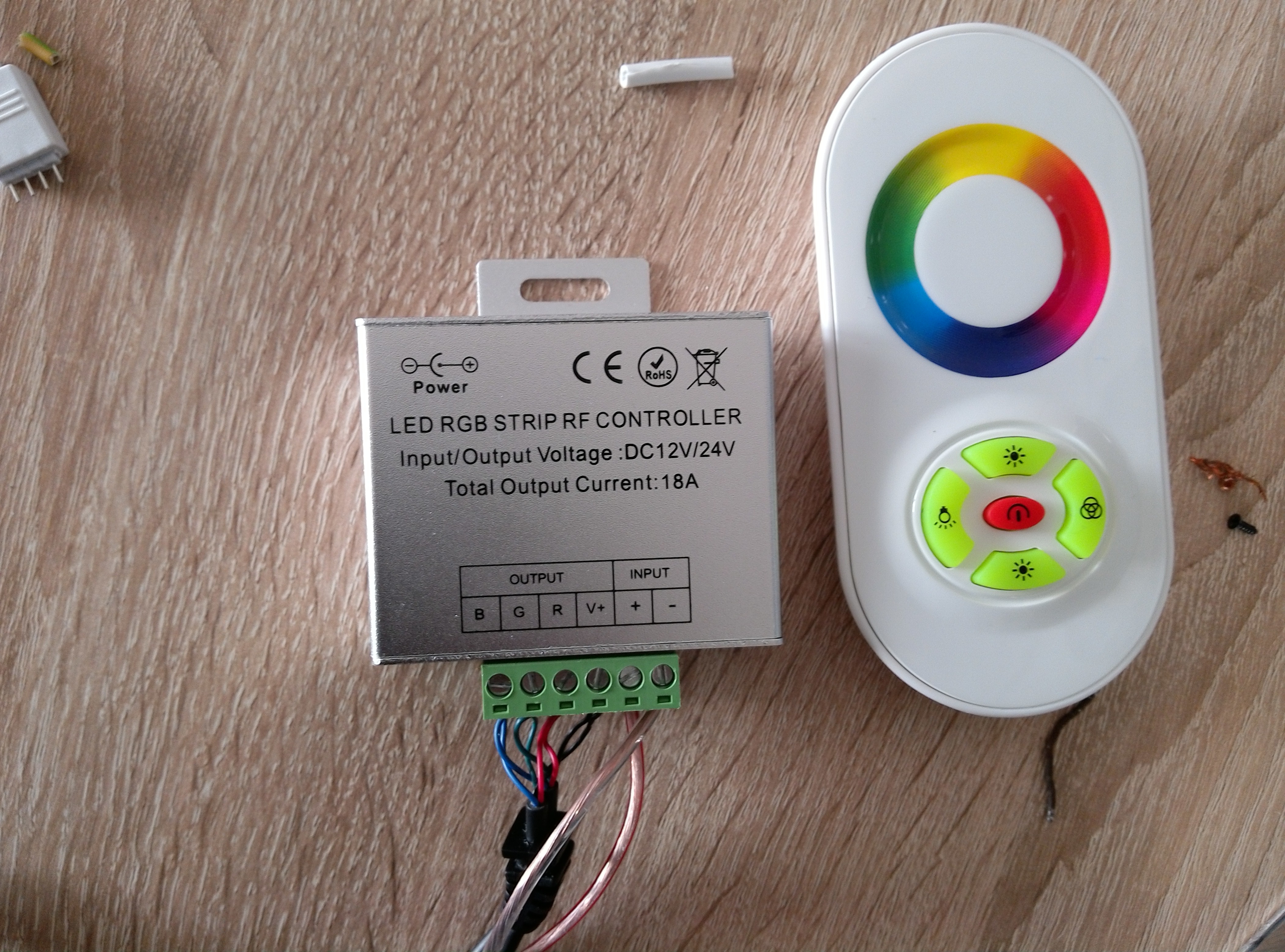 Migające Diody LED RGB z nowym zasilaczem i sterownikiem.