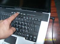 Medion MD97900 - Laptop nie uruchamia się, diody i wentylator działają chwilowo