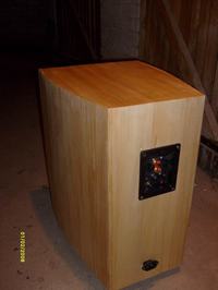 Subwoofer na STX GDN-27-150-8-SC