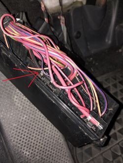 VW Tiguan mk1 - Brak napięcia zapalniczki i tylnej wycieraczki