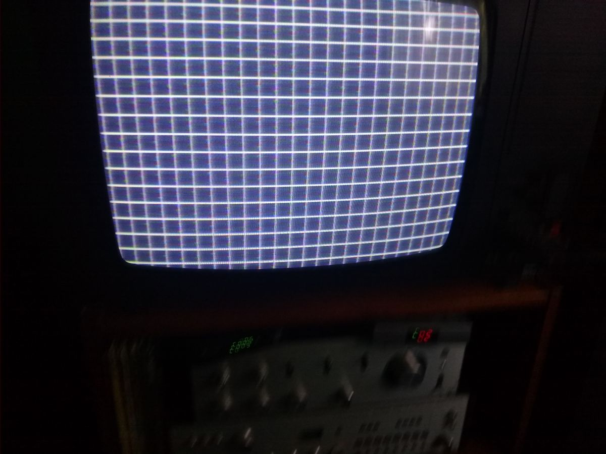 [Rozwiązano] UNITRA Helios TC 506 Monitor - nierówna ostrość obrazu po ...