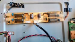 Wykorzystanie niewiadomego modelu panelu LCD - poszukiwane informacje i schematy