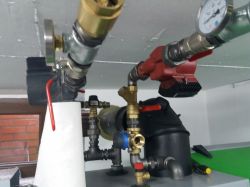 Instalacja co a teraz jeszcze podłogówka czy dobre połaczenie mieszacza ? Instalacja co a teraz jeszcze podłogówka czy dobre połaczenie mieszacza ?