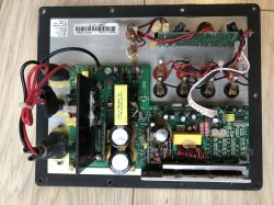 Uszkodzony subwoofer kina domowego Klipsch RPW10 Uszkodzony subwoofer kina domowego Klipsch RPW10