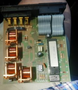 Moduł elektroniczny samochodu VW T4 z 1995 roku