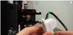 Wysunięta rurka teflonowa z podajnika filamentu - jak naprawić