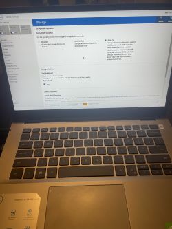 Dell Inspiron 5406: Słaba wydajność w CS GO na MX330 vs Intel Iris Xe Graphics