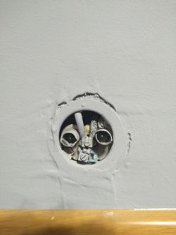 Jak podłączyć dekoder DVB-T do telewizora? Instrukcja krok po kroku.