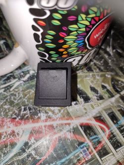 Zastąpienie lub reanimacja akumulatorów do samochodu dziecięcego