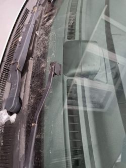 Chevrolet Aveo T255 - Uszkodzona wycieraczka czy pióro?