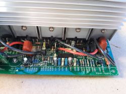 Falownik Meanwell TS-1500-224B - spalone R320, R323, zwęglona PCB - poszukiwane zdjęcia