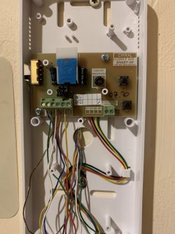 Podłączenie nowego domofonu Cyfral Smart-5P w miejsce starego