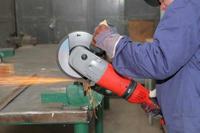 [BHP] Angle Grinder Usage: Directing Sparks Away for Safety and Better Visibility