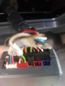 Regulacja mrugania diodą w Alarmie Logic RDA - Toyota Avensis 2007r.