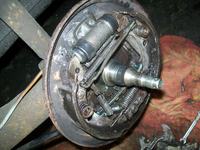 VW Golf II 1.3 1989r. - Gorący lewy bęben tylnego koła...