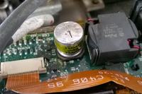 IBM ThinkPad 350C - Luźna część w laptpie, jak ją zamontować?