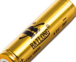 Naprawa ładowarki DeWalt DCB107, porównanie wersji EU i USA, przeróbka na 230V