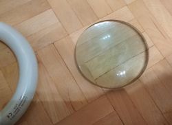 Warsztatowa lampa z lup± - prezentacja Warsztatowa lampa z lup± - prezentacja