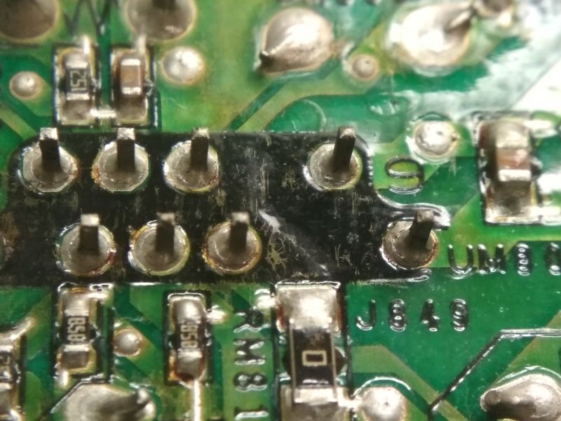 TV Samsung LE32A330J1N samoczynnie wyłącza się i włącza - naprawa