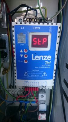Zamiennik dla Falownika Lenze ETML 751 X2SFA 1F 0,75kW