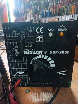 Panel przedni spawarki NISTAR PLUS USP-200F z przełącznikiem 230V/400V i lampkami POWER