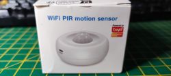 Box of a WiFi PIR motion sensor with Tuya branding.