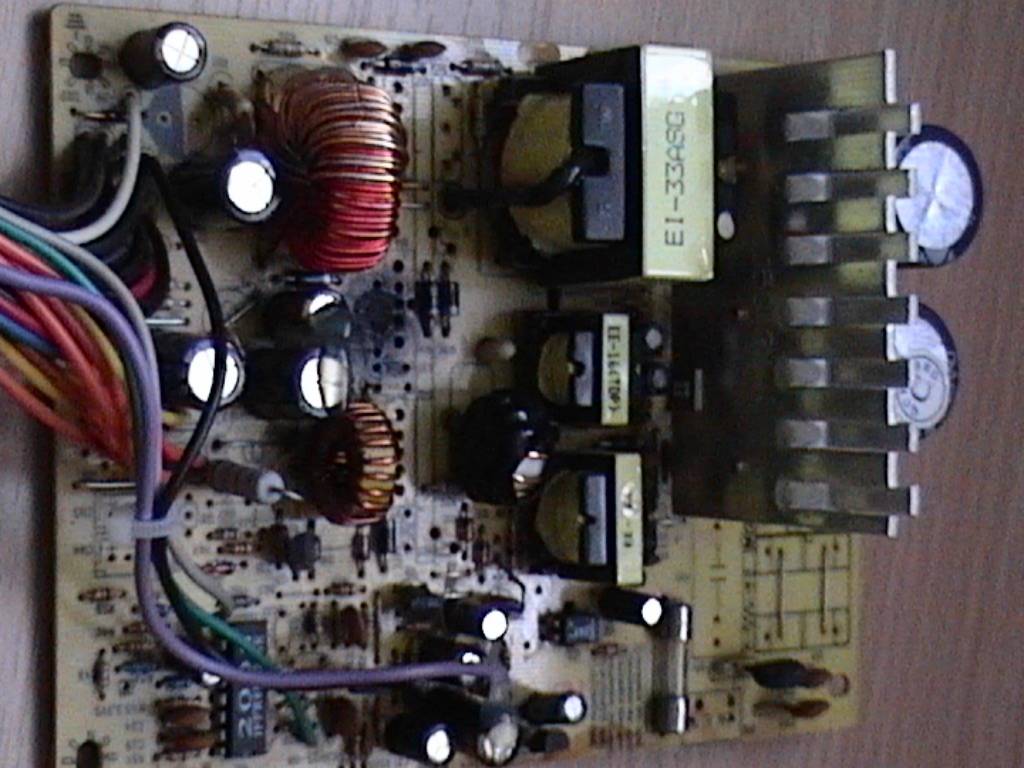 Megabajt model: MGB-350ATXP4 nieczytelne spalone elementy