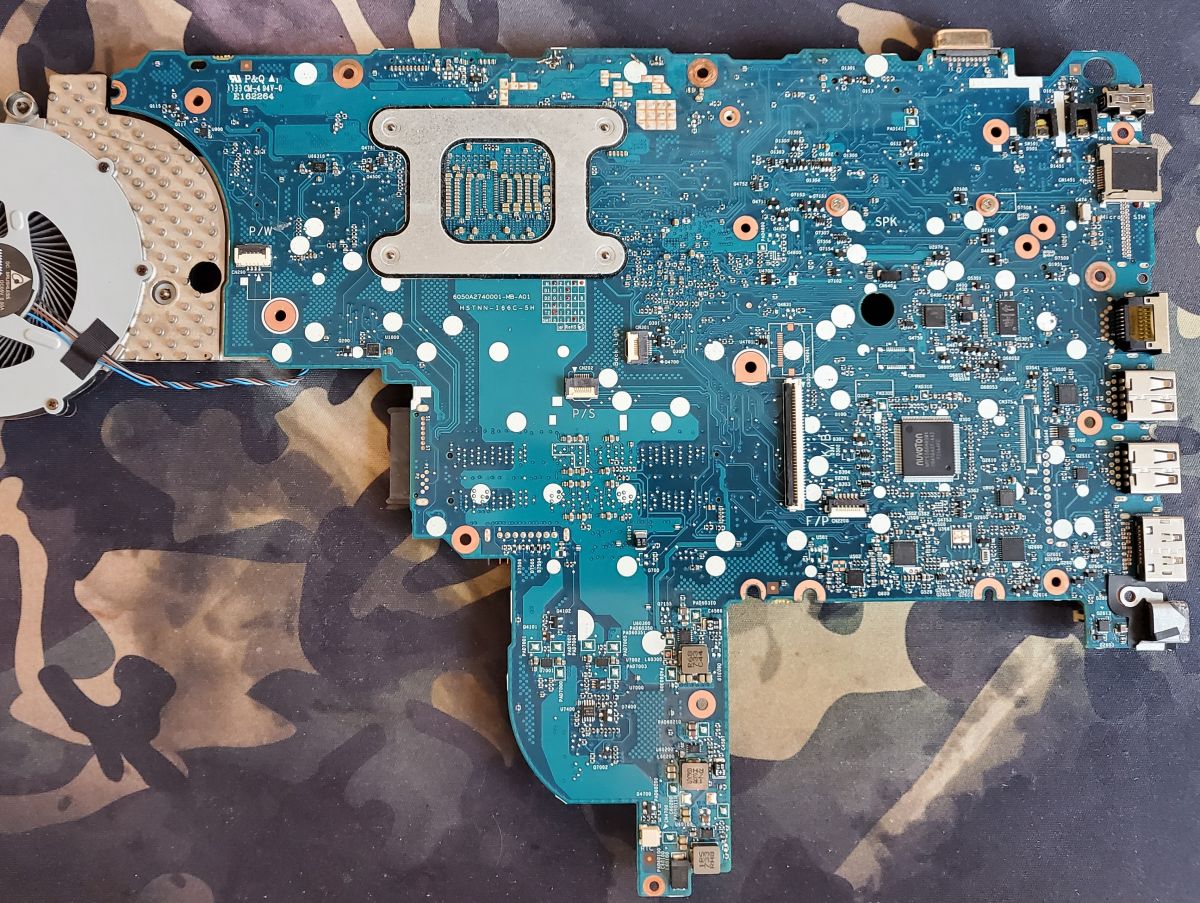 [Rozwiązano] HP ProBook 650 G2 - Szukam schematu / zdjęcia PCB ...