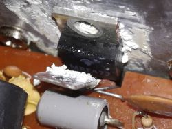 HR2600 (Lincoln I) - Spada moc podczas modulowania w AM