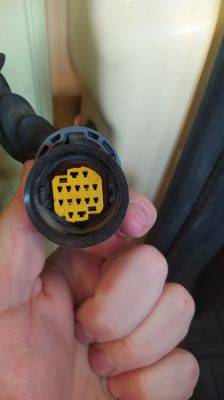 Fiat Panda 2 2008r. - Jaki rodzaj konektorów kostki drzwi lub lampy