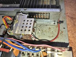 Wnętrze wzmacniacza audio Blaupunkt Mainamplifier MA-240 [1979/1980?]