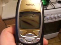 Nokia 6310i – uszkodzony wyświetlacz po upadku, czy opłaca się wymiana LCD?