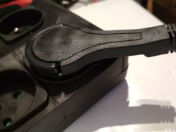 Tania listwa zasilająca 230V z USB, recenzja Tania listwa zasilająca 230V z USB, recenzja