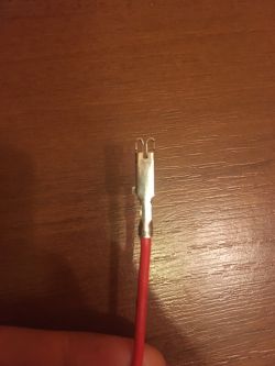 Złącze bezpiecznika samochodow - Złącze bezpiecznika samochodowego